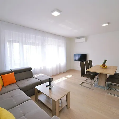 Apartament Martina
