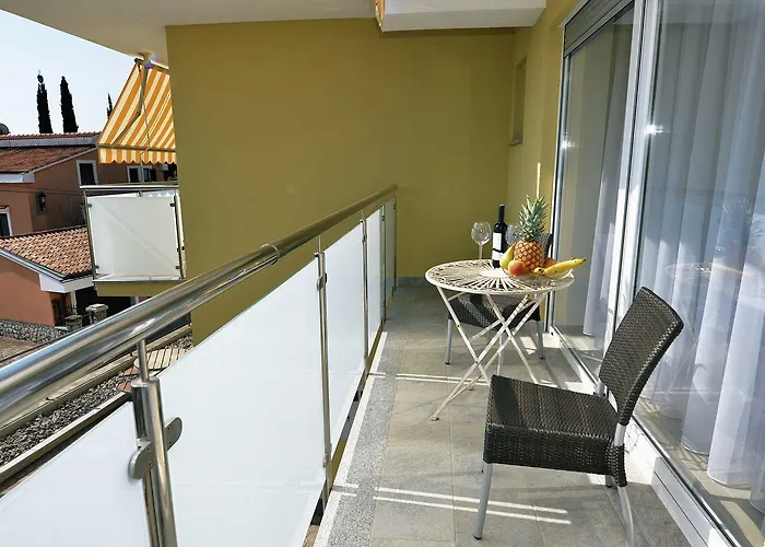 Martina Appartement Ika